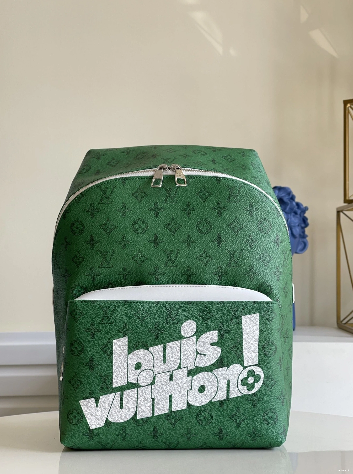 VUITTON DISCOVERY BACKPACK LOUIS 0317